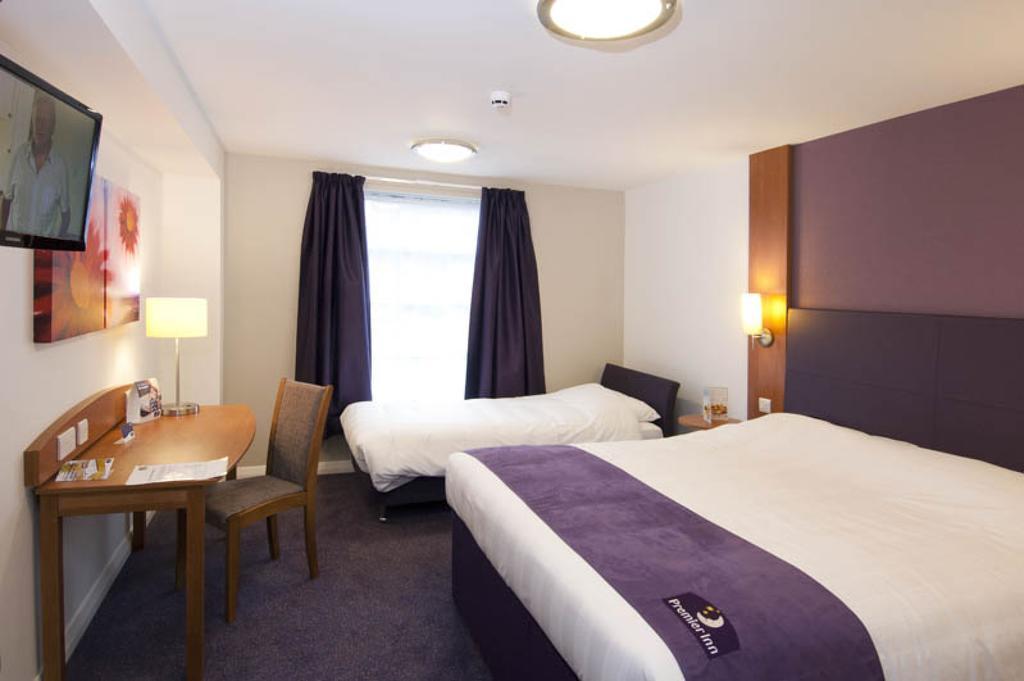 Premier Inn Liverpool Albert Dock Δωμάτιο φωτογραφία